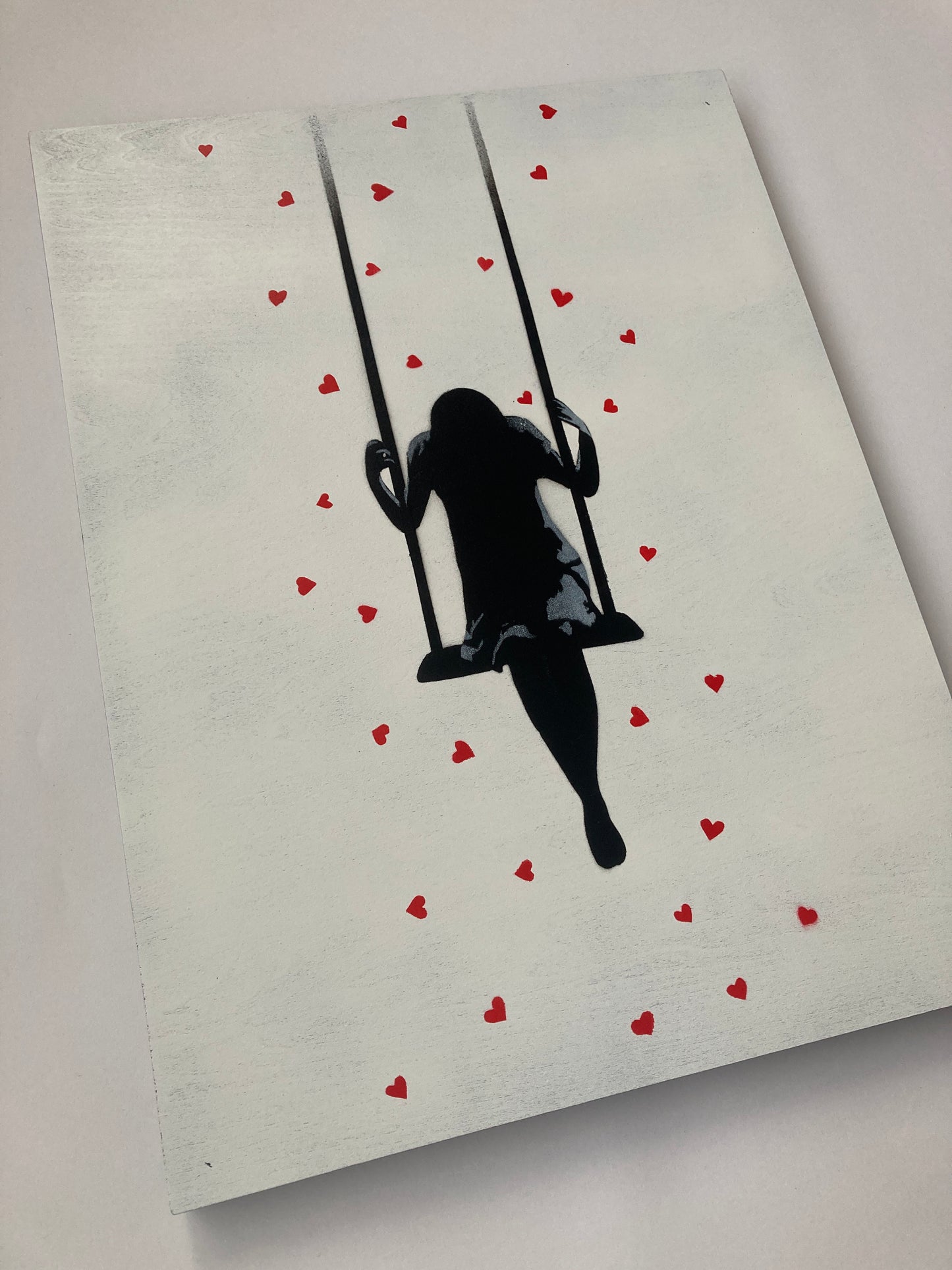 Swinging through showers of affection - Trepanel
